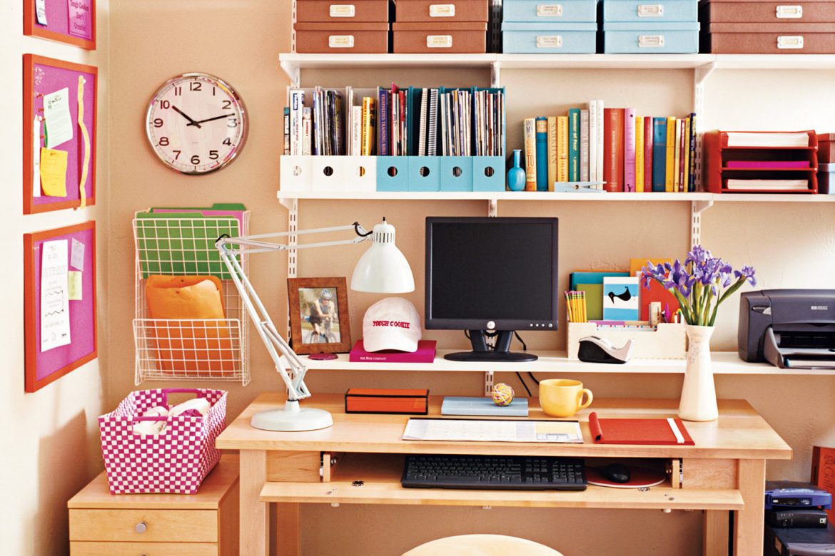 Organized office Julie Blais Comeau etiquette